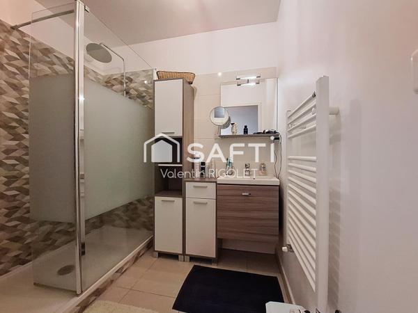 T4 lumineux, terrasse et confort au quotidien