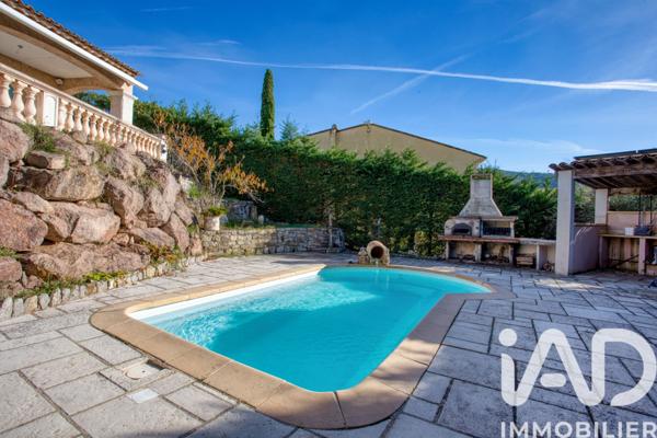 Maison à vendre 5 pièces 122 m² Les Adrets-de-l'Estérel