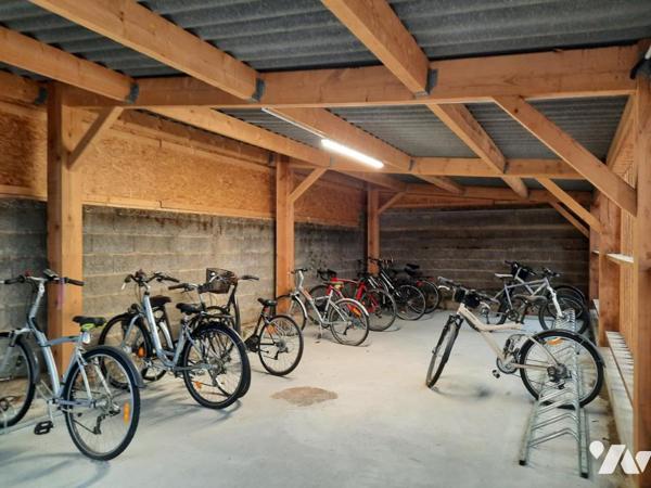 CHALLANS - Centre ville au calme