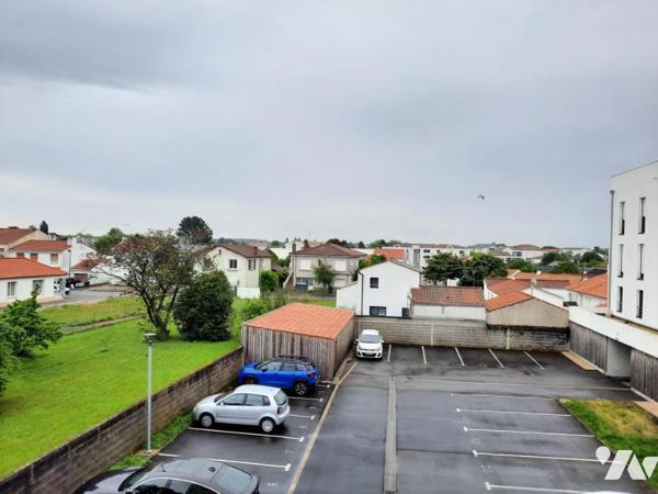 CHALLANS - Centre ville au calme