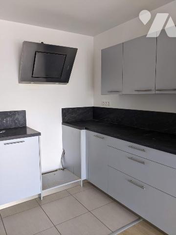 CHALLANS - Centre ville au calme