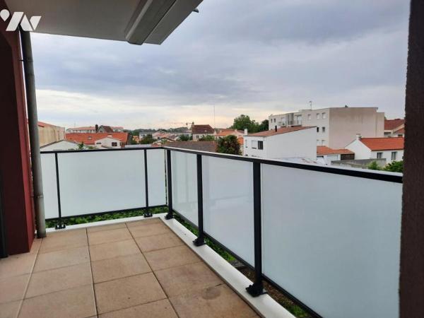 CHALLANS - Centre ville au calme