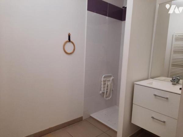 CHALLANS - Centre ville au calme