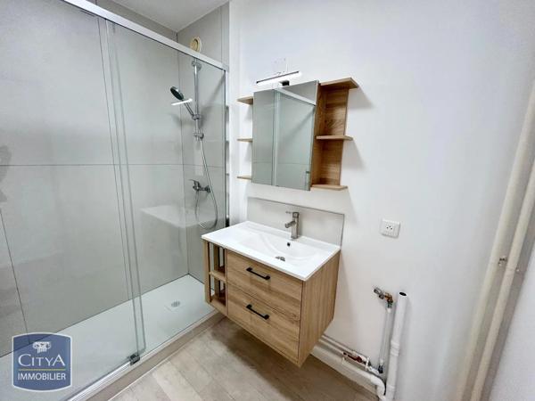 Appartement à louer 2 pièces 52.29m² Le Mans (72100)