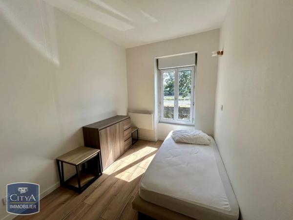 Appartement à louer 1 pièce 13.44m² Cholet (49300)