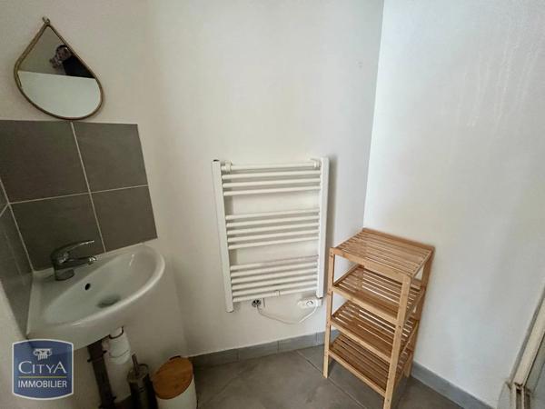 Appartement à louer 1 pièce 13.44m² Cholet (49300)