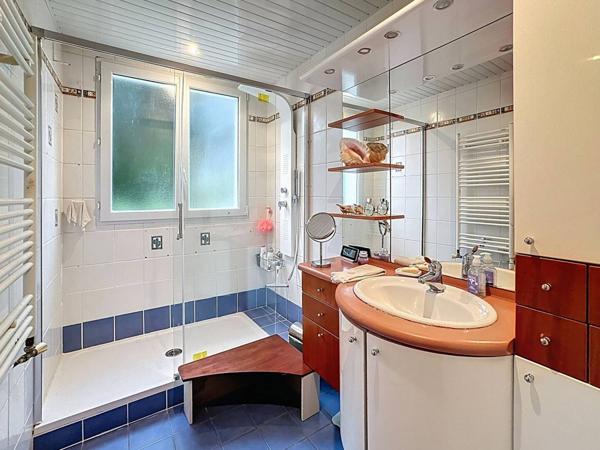 Maison Ozoir La Ferriere 8 pièce(s) 182.1 m2