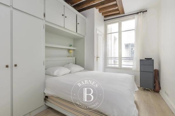 Paris 1er, Appartement 1 Chambre -  38 m² à vendre