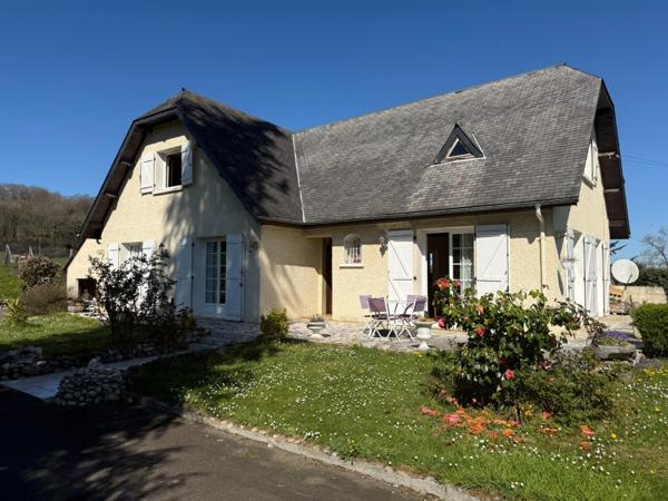 Grande maison avec dépendance sur 3460 m² de terrain