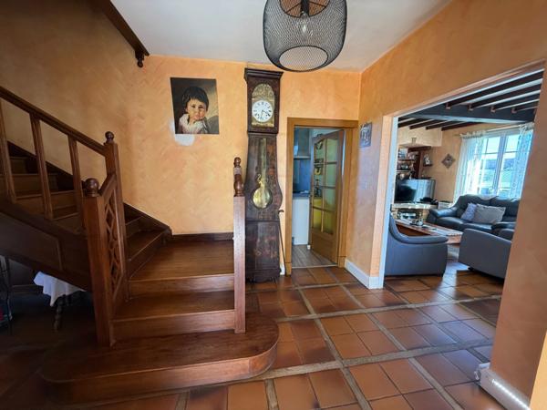 Grande maison avec dépendance sur 3460 m² de terrain