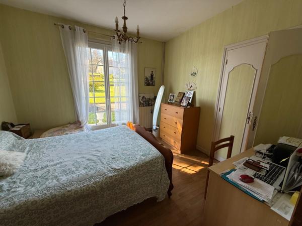 Grande maison avec dépendance sur 3460 m² de terrain