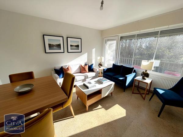 Appartement à vendre 1 pièce 31.8m² Cambrai (59400)