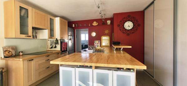 Maison 7 pièce(s) 174 m2 avec garage et piscine à Bordeaux (33200)
