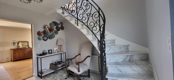 Maison 7 pièce(s) 174 m2 avec garage et piscine à Bordeaux (33200)