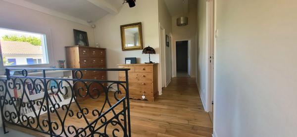 Maison 7 pièce(s) 174 m2 avec garage et piscine à Bordeaux (33200)