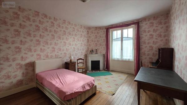 Maison de ville à vendre à Chabris dans l'Indre (36210), ref : 021/1577