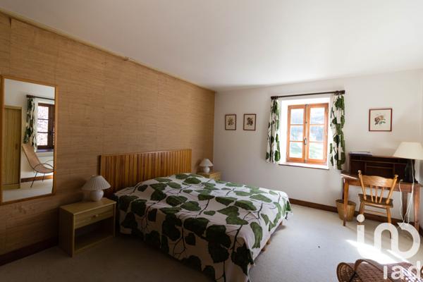 Maison à vendre 7 pièces 249 m² Saint-Léonard-de-Noblat