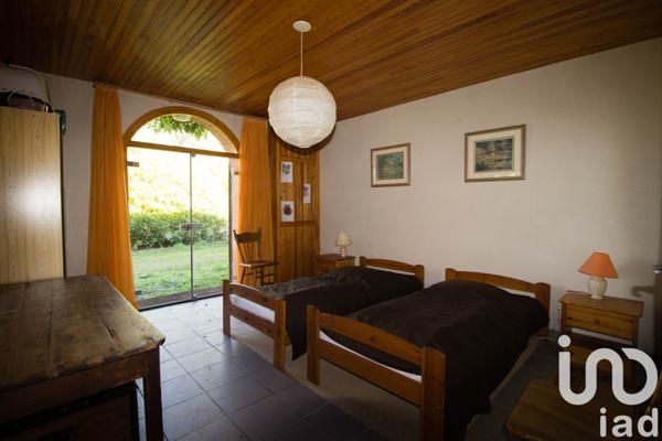 Maison à vendre 7 pièces 249 m² Saint-Léonard-de-Noblat