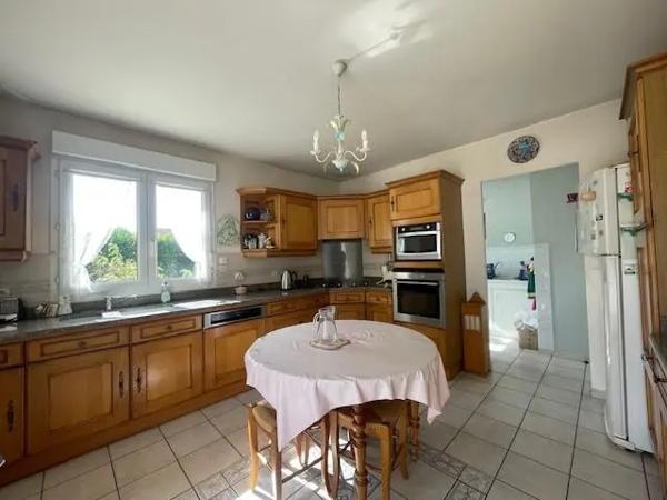 Maison à vendre 8 pièces 222m²