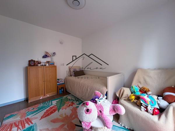 Maison
         4 pièces
        - 77 m² 330 000 € *
