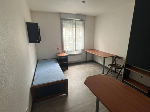 Appartement à vendre |  Fontaine |  1 pièce | 18 m²