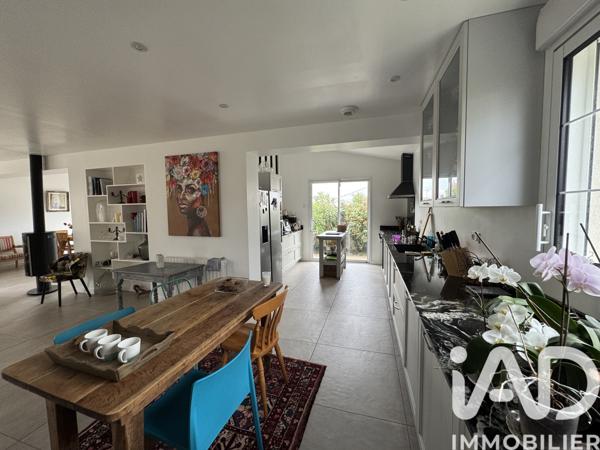 Maison à vendre 8 pièces 197 m² Les Sables-d'Olonne