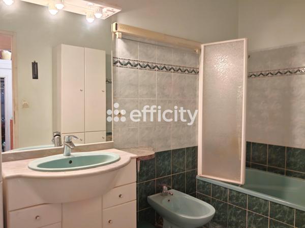 Maison
         3 pièces
        - 72 m² Exclusivité 195 000 € *