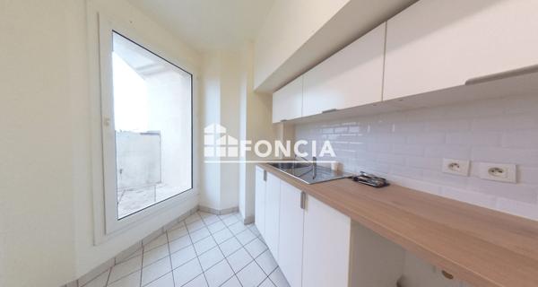 Location Appartement 3 pièces 64.96 m² - Le Plessis-robinson 92350