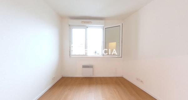 Location Appartement 3 pièces 64.96 m² - Le Plessis-robinson 92350