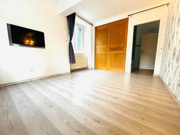 MAISON RENOVEE DE 120 M², 4 CHAMBRES, 1 SUITE PARENTALE, DOUBLE VITRAGE PVC