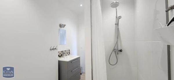 Appartement à louer 2 pièces 44.91m² Laon (02000)