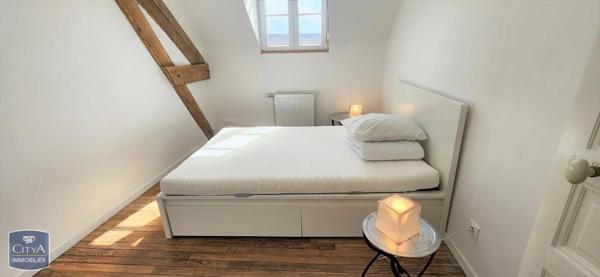 Appartement à louer 2 pièces 44.91m² Laon (02000)