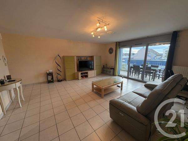 Appartement F4 à vendre  4 pièces - 99 m2 VALDAHON - 25