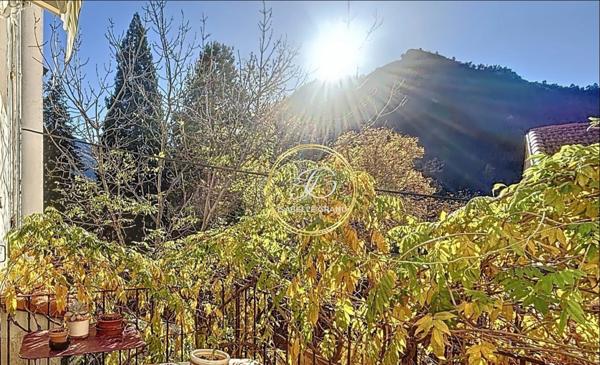 Maison 10 pièces - 196 m²