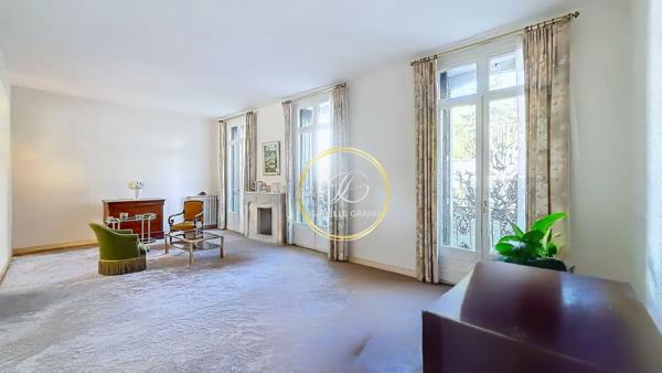 Maison 10 pièces - 196 m²