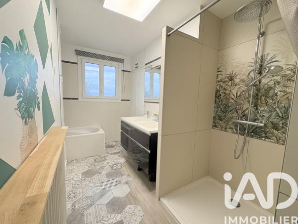 Maison à vendre 7 pièces 120 m² Saumur