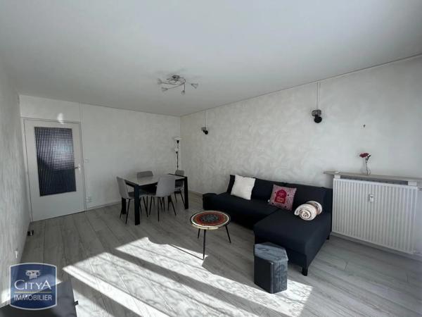 Appartement à louer 2 pièces 47.95m²