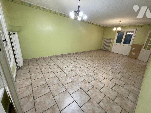 ALBERT - 5 CHAMBRES - GARAGE - JARDIN