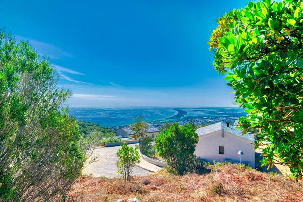 Vente Terrain Constructible  3600 m² Vue Mer Bastia