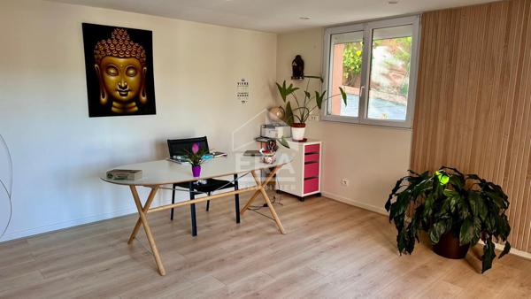 Maison Saint Cyr Sur Mer 9 pièce(s) 210.75 m2