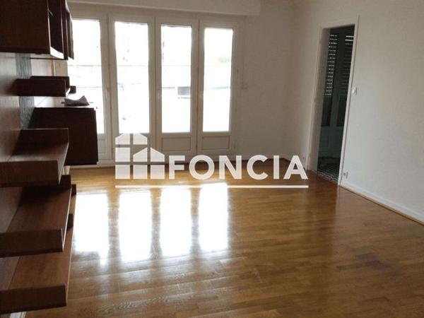 Location Appartement 3 pièces 66.1 m² - 9 A 25 RUE HENRI SELLIER Lorient 56100