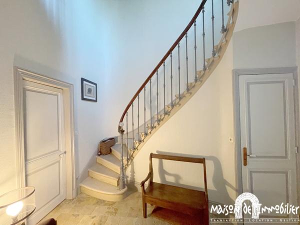 Vente Maison de charme - 256m² - 12 pièces - Au cœur du centre-ville de Cognac