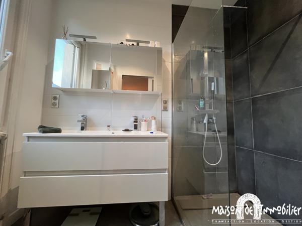 Vente Maison de charme - 256m² - 12 pièces - Au cœur du centre-ville de Cognac