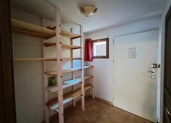 Appartement à louer    3 pièces •  Barjac
