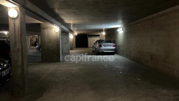 Location Parking intérieur – Paris 11e (Rue Saint-Maur / Père Lachaise) (75)