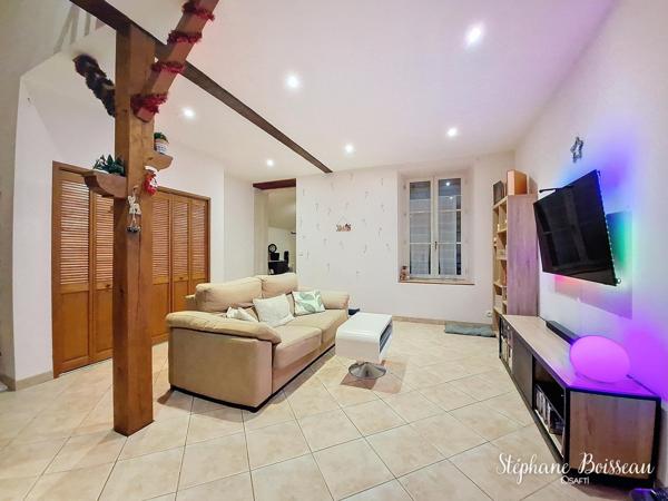 IMMEUBLE DE 5  APPARTEMENTS 72200 BAZOUGES SUR LE LOIR