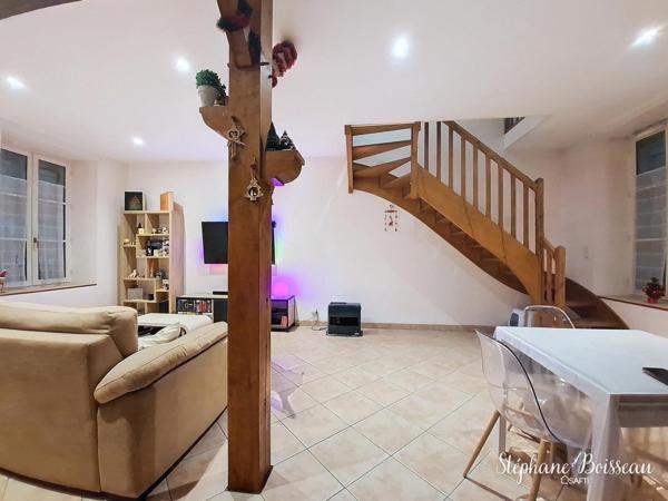 IMMEUBLE DE 5  APPARTEMENTS 72200 BAZOUGES SUR LE LOIR