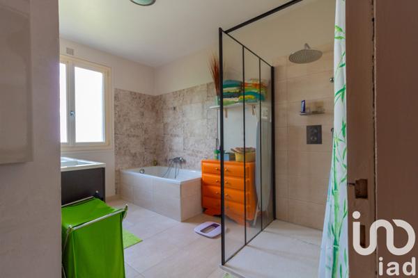 Maison à vendre 6 pièces 139 m² Saint-Léonard-de-Noblat