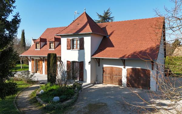 Maison à vendre    6 pièces •  Dracy-le-Fort