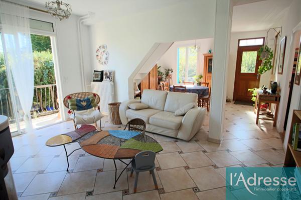 Maison familiale 4 chambres avec sous-sol total ? Morsang-sur-Orge 125m² hab.